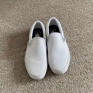 🤍White Slip On Vans